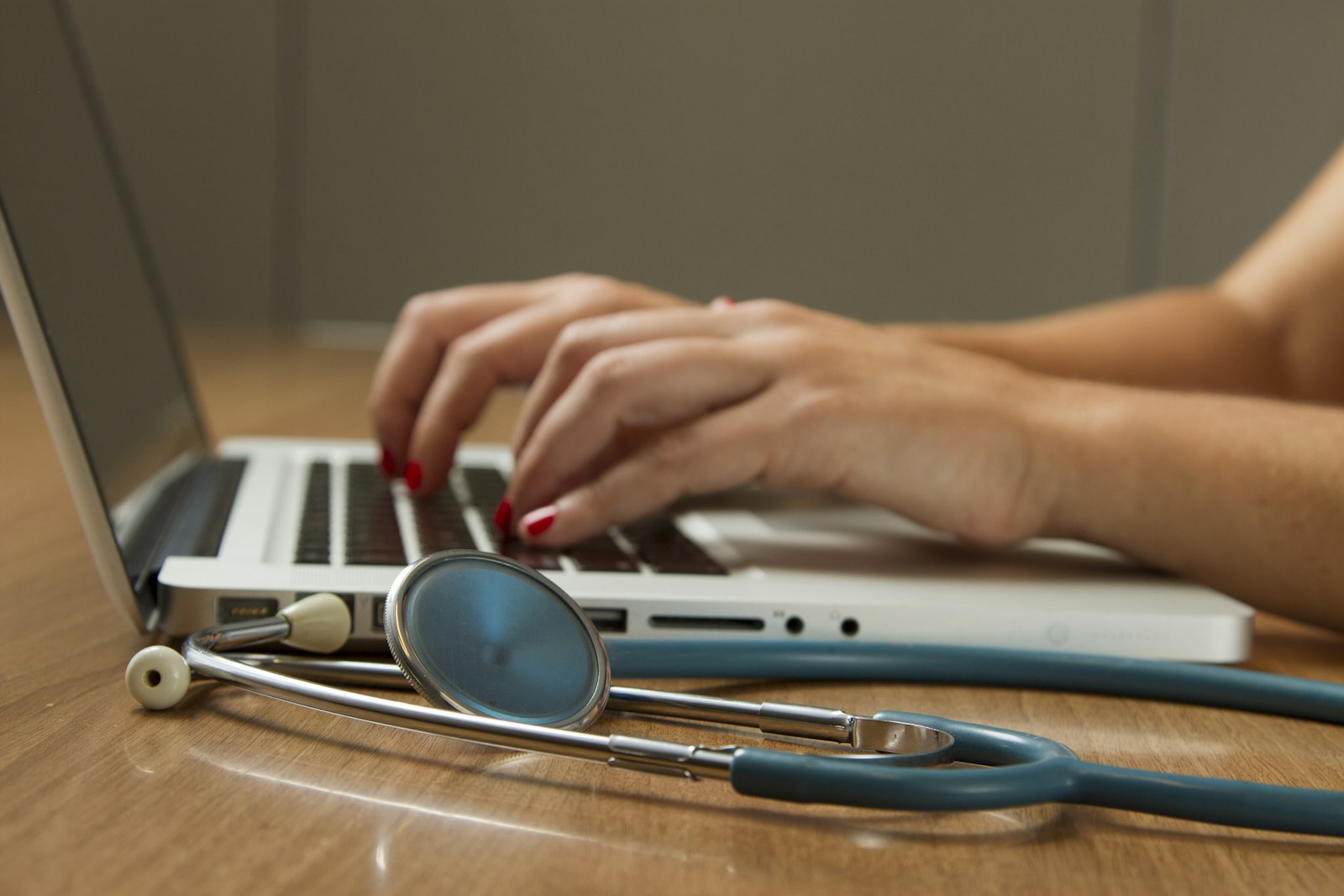 Healthcare & Life Sciences programs